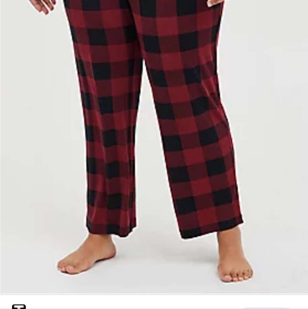 Torrid size NWT  2 Buffalo Plaid maroon and black pajama bottoms -soooo sexy!